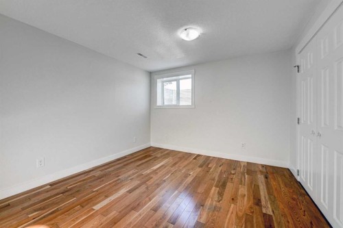 36 Pennsburg Place Se, Calgary, AB - Indoor Photo Showing Other Room