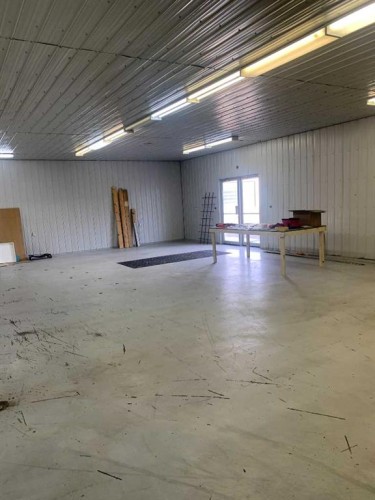 7 Co-Op Road, Didsbury, AB 