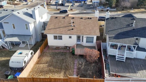 237 Sandarac Drive Nw, Calgary, AB - Outdoor