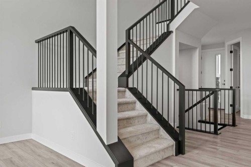 302 Kinniburgh Loop, Chestermere, AB - Indoor Photo Showing Other Room