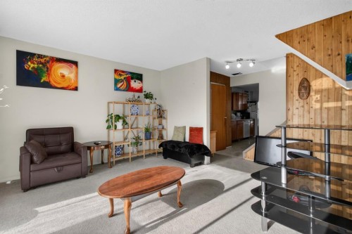 31 Templeby Way Ne, Calgary, AB - Indoor