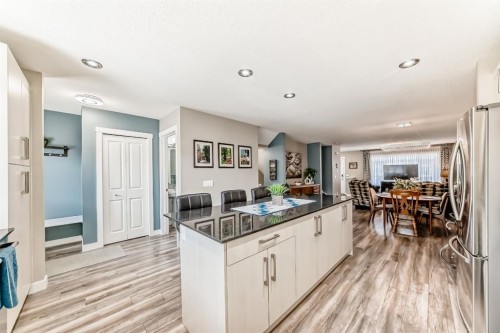 91 Baysprings Terrace, Airdrie, AB - Indoor Photo Showing Other Room