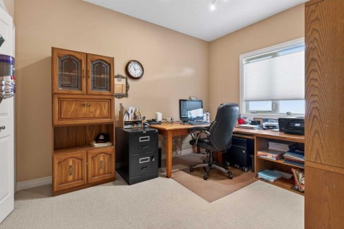 4754 Hamptons Way Nw, Calgary, AB - Indoor Photo Showing Office