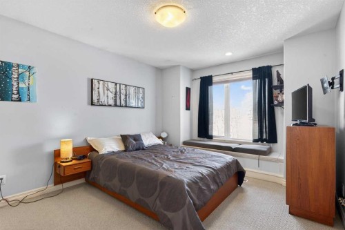 4754 Hamptons Way Nw, Calgary, AB - Indoor Photo Showing Bedroom