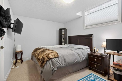 4754 Hamptons Way Nw, Calgary, AB - Indoor Photo Showing Bedroom