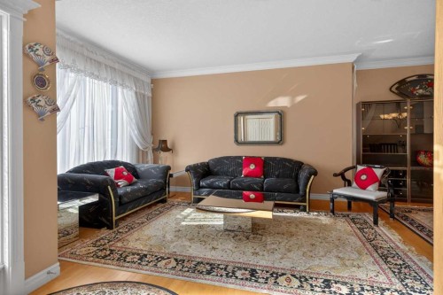 4754 Hamptons Way Nw, Calgary, AB - Indoor Photo Showing Living Room