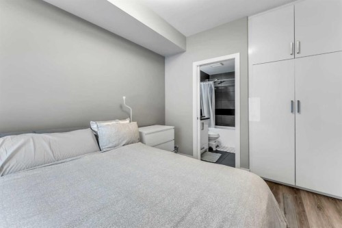 102-515 4 Avenue Ne, Calgary, AB - Indoor Photo Showing Bedroom