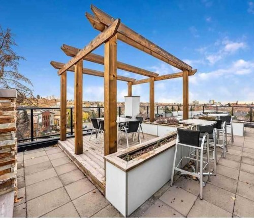 102-515 4 Avenue Ne, Calgary, AB - Outdoor With Deck Patio Veranda