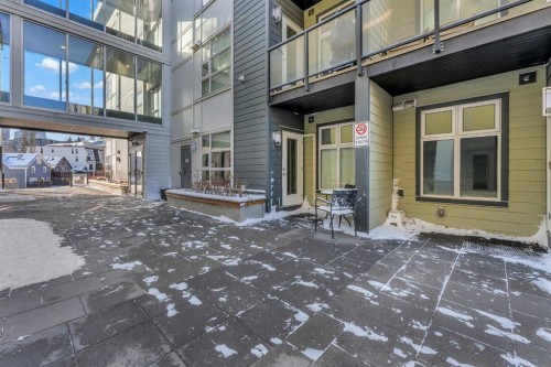 102-515 4 Avenue Ne, Calgary, AB - Outdoor With Balcony