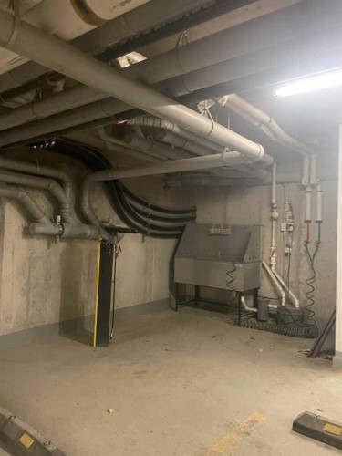 102-515 4 Avenue Ne, Calgary, AB - Indoor Photo Showing Basement