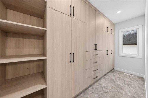 3 Lakewood Way, Strathmore, AB - Indoor Photo Showing Other Room