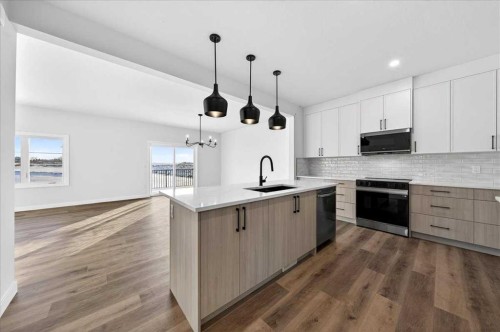 3 Lakewood Way, Strathmore, AB - Indoor Photo Showing Kitchen With Upgraded Kitchen