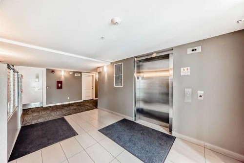 6204-302 Skyview Ranch Drive Ne, Calgary, AB - Indoor Photo Showing Other Room