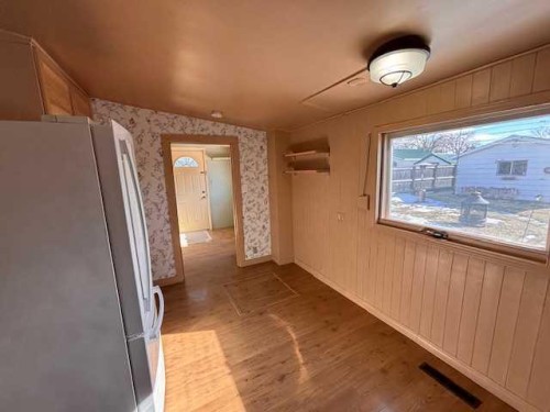 341 50 Avenue West, Claresholm, AB - Indoor Photo Showing Other Room