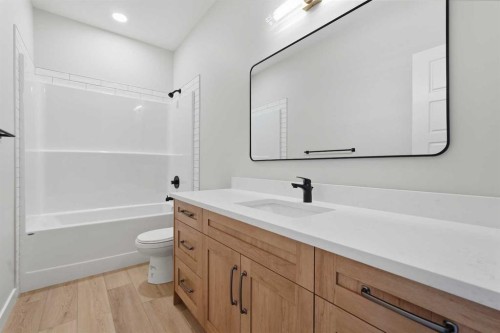 123 Coote Street, Cayley, AB - Indoor Photo Showing Bathroom