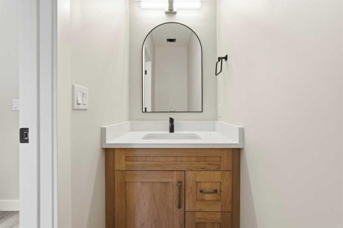 123 Coote Street, Cayley, AB - Indoor Photo Showing Bathroom