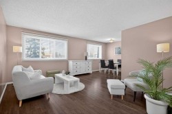 10304 Braeside Drive SW Calgary, AB T2W 1B4