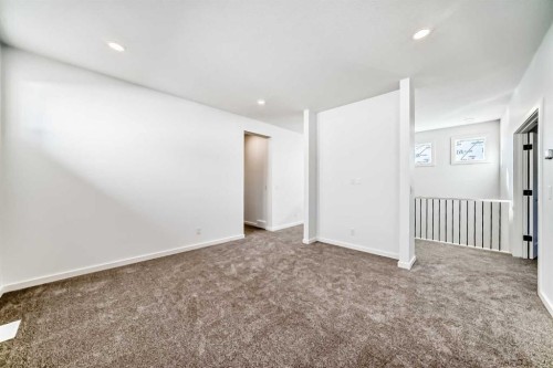 196 Starling Place Nw, Calgary, AB - Indoor Photo Showing Other Room