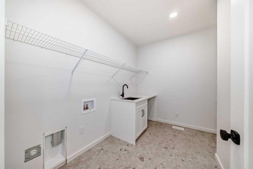 196 Starling Place Nw, Calgary, AB - Indoor