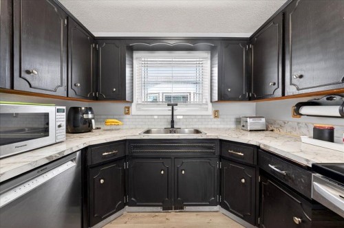 32 Tararidge Drive Ne, Calgary, AB 