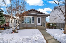 32 Tararidge Drive NE Calgary, AB T3J 2R3
