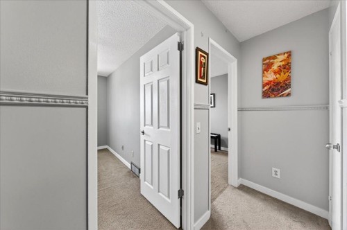 32 Tararidge Drive Ne, Calgary, AB 