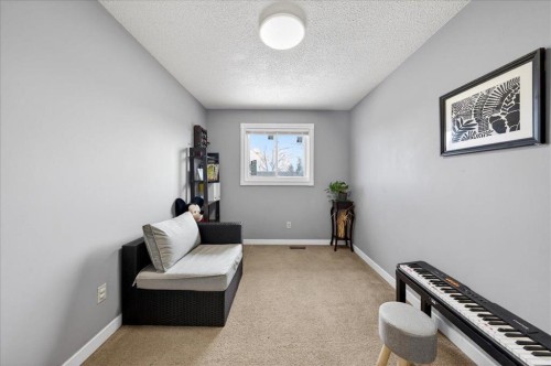 32 Tararidge Drive Ne, Calgary, AB 