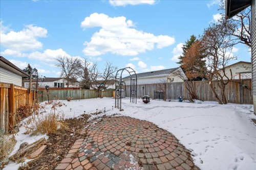 32 Tararidge Drive Ne, Calgary, AB 