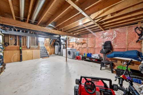 32 Tararidge Drive Ne, Calgary, AB 