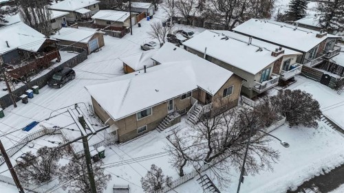 7012 Bowness Road Nw, Calgary, AB - Outdoor