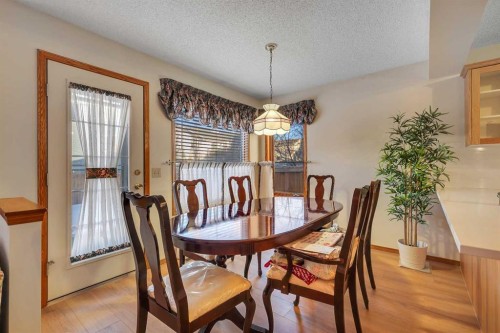 133 Riverview Park Se, Calgary, AB - Indoor Photo Showing Dining Room