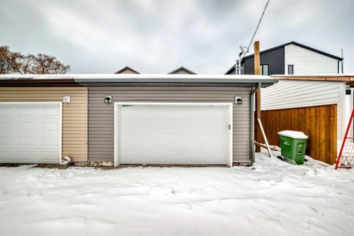 2006 37 Street Se, Calgary, AB - Outdoor With Exterior