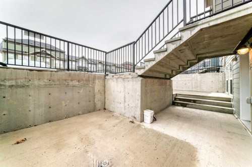 152 Cranbrook Square Se, Calgary, AB - Outdoor With Exterior