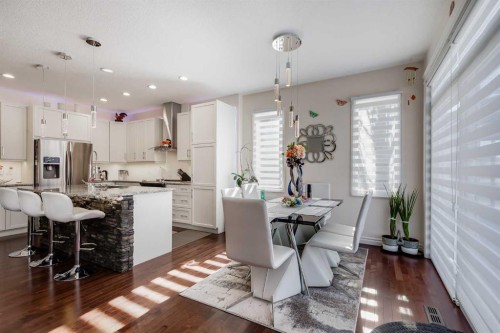 87 Evanswood Circle Nw, Calgary, AB - Indoor