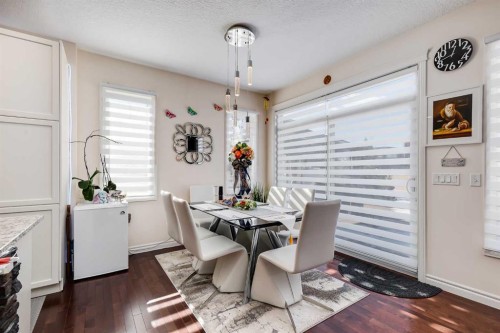 87 Evanswood Circle Nw, Calgary, AB - Indoor Photo Showing Dining Room