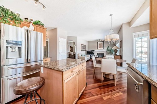 232 Coral Keys Place Ne, Calgary, AB - Indoor Photo Showing Kitchen