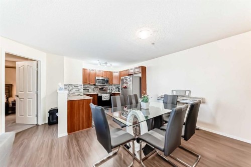 1219-8 Bridlecrest Drive Sw, Calgary, AB - Indoor Photo Showing Dining Room