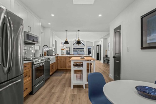 157 Cougar Point Road, Canmore, AB - Indoor Photo Showing Kitchen With Upgraded Kitchen