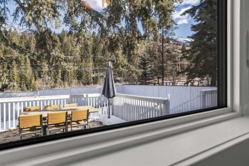 157 Cougar Point Road, Canmore, AB - Outdoor