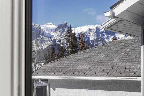 157 Cougar Point Road, Canmore, AB - 