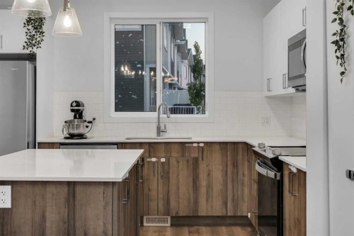28 Redstone Boulevard Ne, Calgary, AB - Indoor Photo Showing Kitchen With Upgraded Kitchen