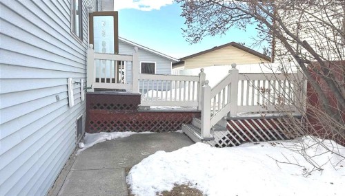 6715 43 Avenue Ne, Calgary, AB - Outdoor With Deck Patio Veranda