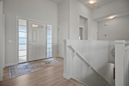 4 Cimarron Estates Gardens, Okotoks, AB - Indoor Photo Showing Other Room