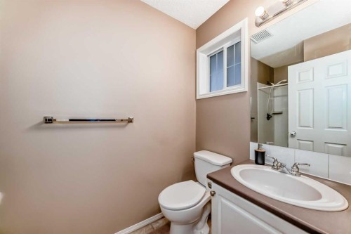 82 Citadel Point Nw, Calgary, AB - Indoor Photo Showing Bathroom