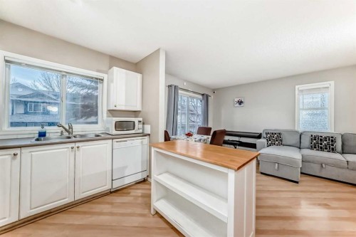 82 Citadel Point Nw, Calgary, AB - Indoor