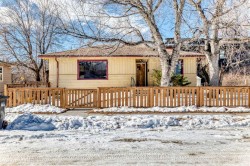 1431 1A Street NW Calgary, AB T2M 2V4