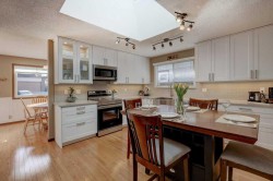 79 Bermondsey Way NW Calgary, AB T3K 1V5