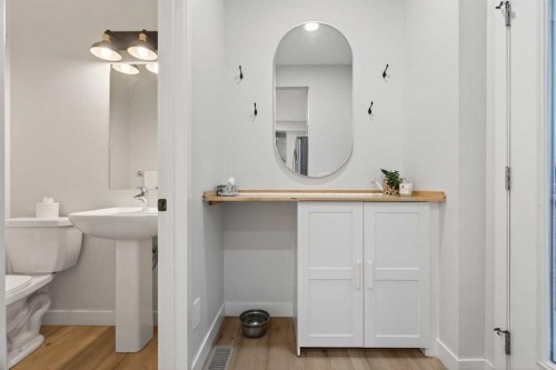 41 Lavender Passage Se, Calgary, AB - Indoor Photo Showing Bathroom