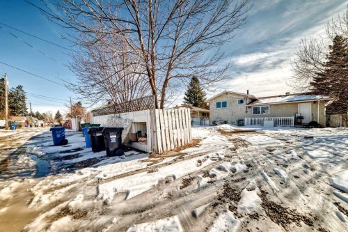 212 78 Avenue Ne, Calgary, AB - Outdoor