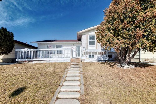 212 78 Avenue Ne, Calgary, AB - Outdoor With Deck Patio Veranda